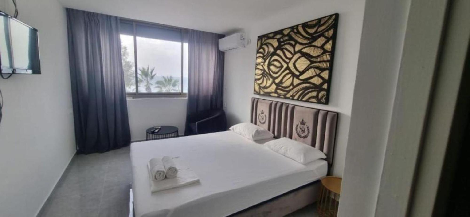 Elis Boutique Hotel Bat Yam Buitenkant foto