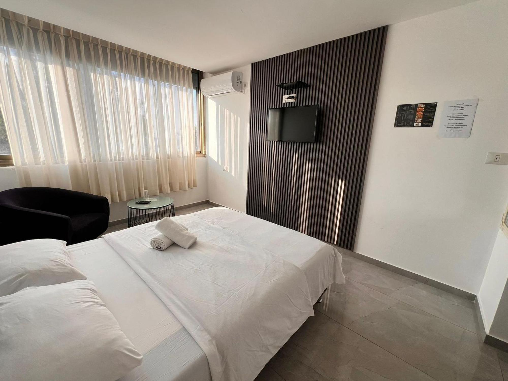 Elis Boutique Hotel Bat Yam Buitenkant foto
